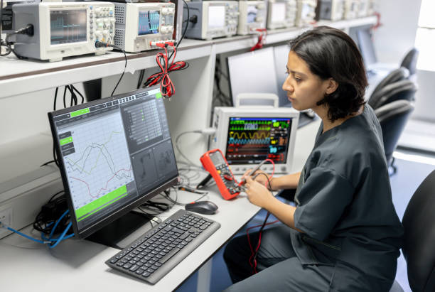 Best Local Electrician Companies  in Oakville, CT